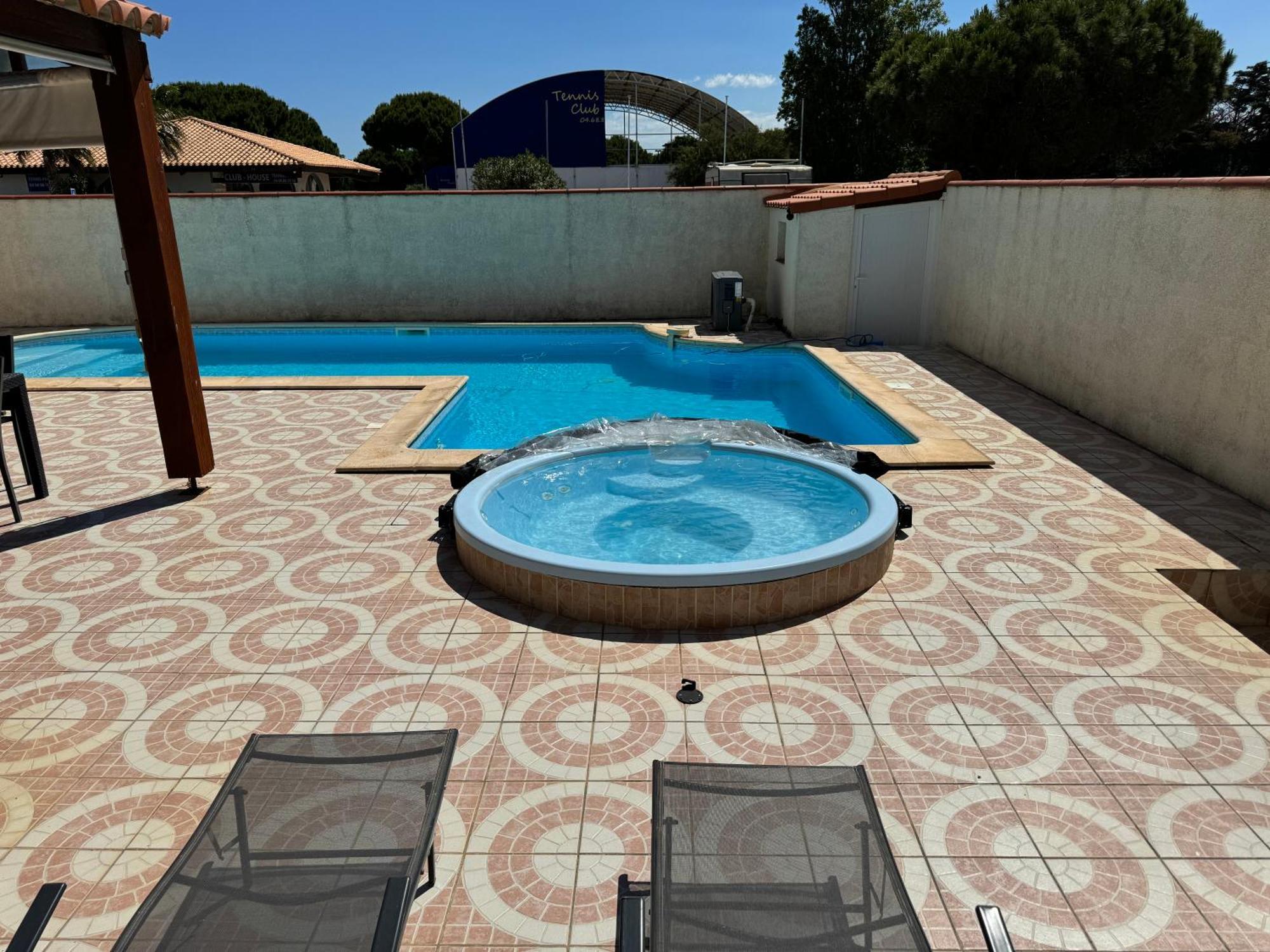 Villa La Lagune Piscine Et Spa Prives 8 Couchages Parking Prive Et Borne De Recharge Electrique Le Barcares Phòng bức ảnh